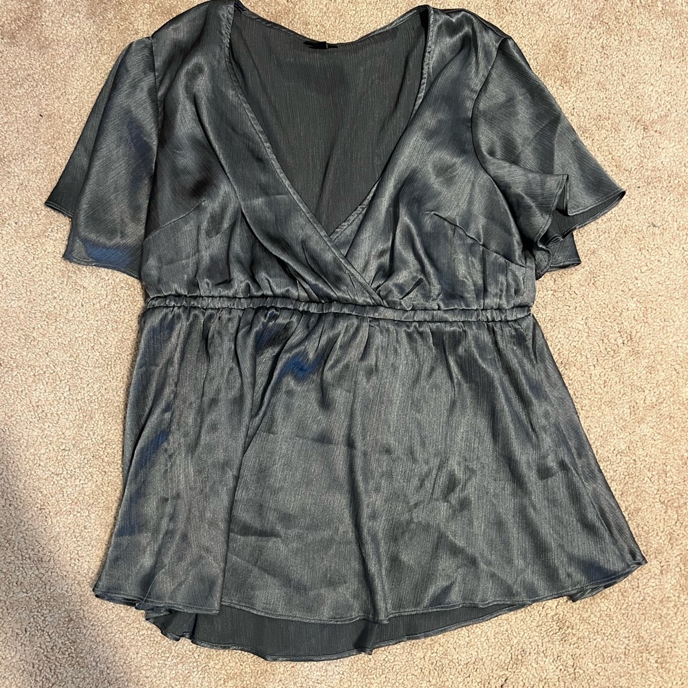 Torrid Silver Peplum Short Sleeve Top